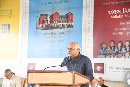 Plastic folders, files to be phased out in Gujarat govt offices