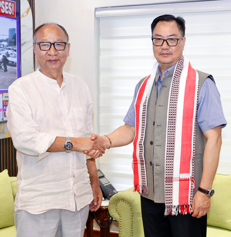 Manipur CM meets Union Minister Kiren Rijiju, discusses issues concerning state
