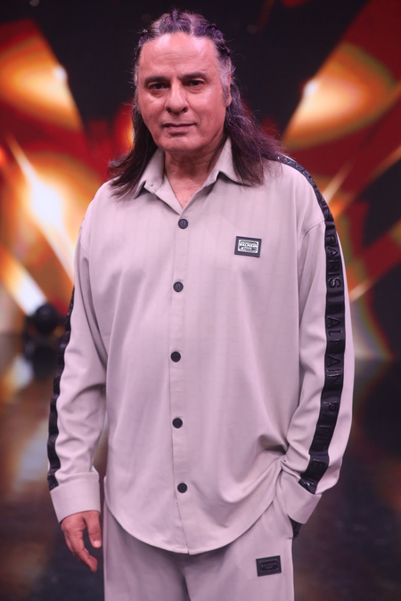 Rahul Roy remembers observing Pooja Bhatt, Anupam Kher, Vinod Khanna before ‘Aashiqui’