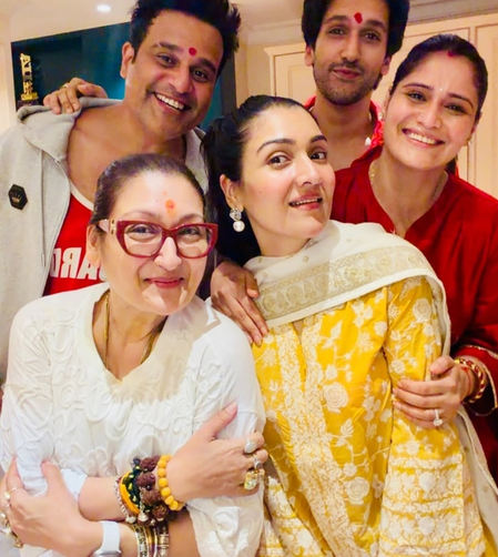 Govinda’s family Krushna Abhishek, Tina Ahuja, Yashvardhan celebrate Rakhi with Sunita Ahuja, actor gives it a miss