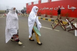 Over four decades of ban on student unions in Pakistan undermined issue-based politics: Report