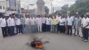 Karnataka cabinet expansion triggers Congress revolt; MLAs face pressure to resign