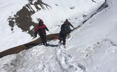Nepal: Bad weather delays recovery of suspected climbers’ bodies
