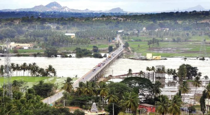 Cauvery water dispute: Karnataka mulls moving Supreme Court against CWRC order