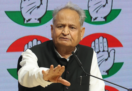 Ashok Gehlot demands compensation for traders affected by Purohit Ji Ka Katla fire