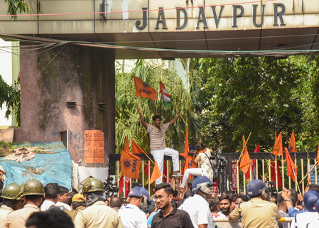 Leaders across party lines seek action against those raising ‘Free Kashmir’ slogans at Bengal’s Jadavpur University