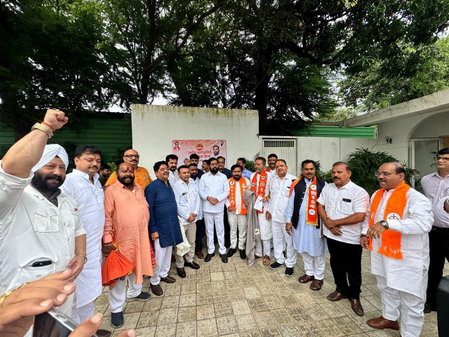 Reach the last mile of society through public service: Maha Dy CM Eknath Shinde tells Shiv Sena state chiefs