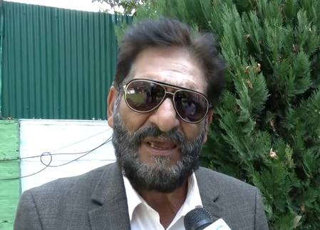 PDP condemns threats to Kashmiri Pandits; Cong, CPI question authenticity