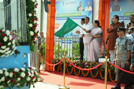 Delhi CM opens testing station at DTC’s Tehkhand depot, flags off 50 buses