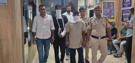 Delhi Police arrests two accused in vehicle theft cases, recovers stolen motorcycle