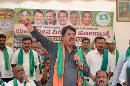 Farm loan waiver: Karnataka BJP criticises CM Shivakumar for pointing towards Central funds