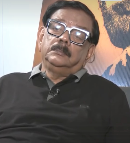 Priyadarshan recalls getting a major scar while trying to get Amitabh Bachchan’s ‘Kasauti’ ticket, calls him God