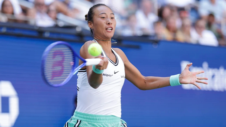 US Open: With another sensational comeback, qualifier Zheng ousts No. 8 Swiatek