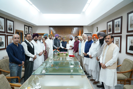 Punjab BJP delegation calls on Guv, seeks probe into suicide over drug issue, ‘custodial assault’