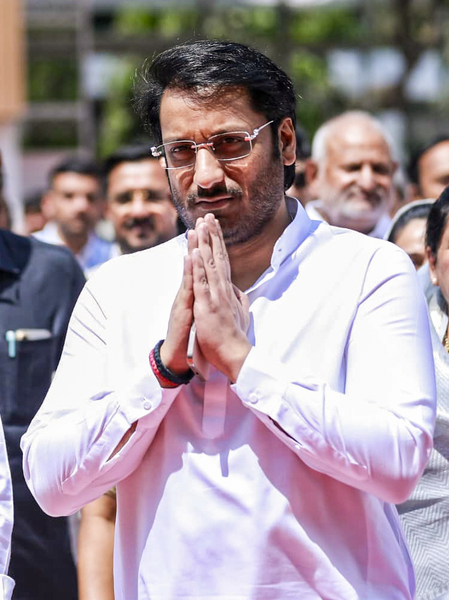 Bombay HC questions Maha DGP over not naming Parth Pawar in Pune govt land scam