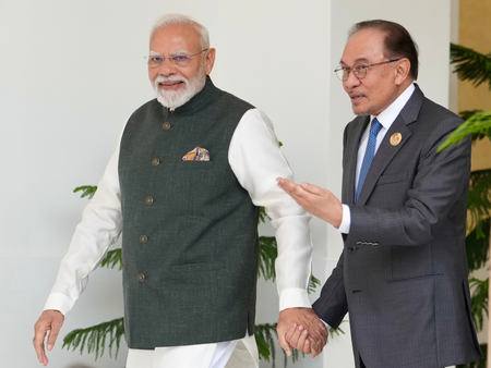 Malaysian PM confirms discussion held with India about extradition of fugitive Islamic preacher Zakir Naik