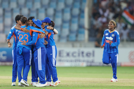 ‘Fantastic effort, finished off strong’: Muzumdar after India’s Women’s Asia Cup win