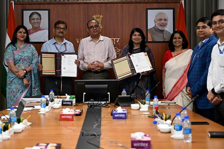 Govt to expand pension coverage via ‘Pension Sakhis’ in rural India