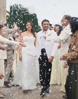 Jyotika, Suriya renew wedding vows as they celebrate 20 years of ‘love and war’