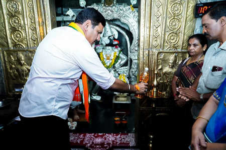 Union Minister Somanna, Vijayendra mark PM Modi’s birthday with prayers, cleanliness drives
