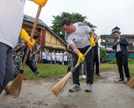 PM Modi’s cleanliness campaign has evolved into people’s movement: Arunachal CM Khandu