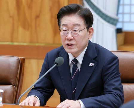 South Korean President Lee reaffirms commitment to establishing peace regime on Korean Peninsula
