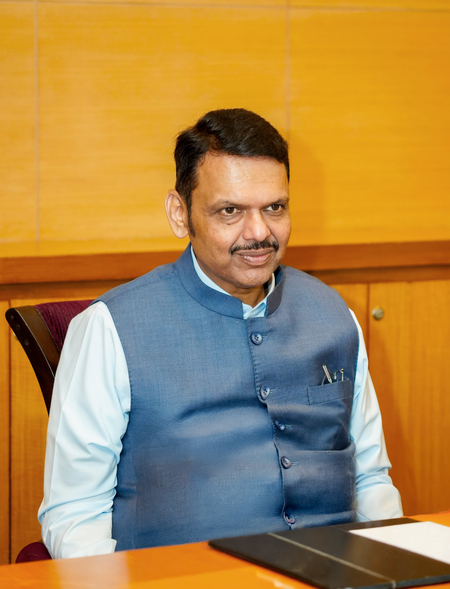 Drought like situation: Govt to provide all possible assistance to farmers, says Maha CM
