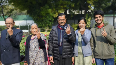 Election Commission serves SIR notices to Arvind Kejriwal and family