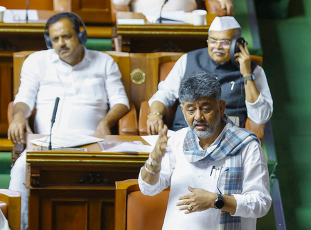 Shivakumar seeks 50 pc drought relief from Centre