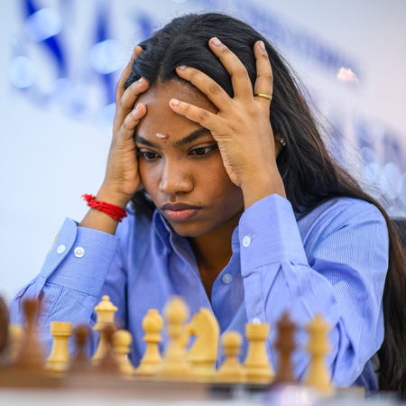FIDE Chess Olympiad: Gukesh, Praggnanandhaa win as India beat England in Round 7