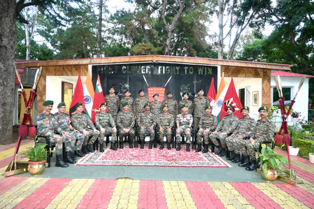 Eastern Army Commander discusses Manipur with Spear Corps, Assam Rifles officers