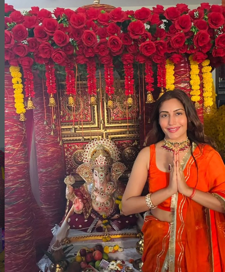 Surbhi Chandna bids an emotional goodbye to Bappa, shares glimpses from visarjan celebrations