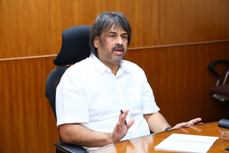EC showing no humanity towards teachers, SIR duties affecting students’ education: Karnataka minister