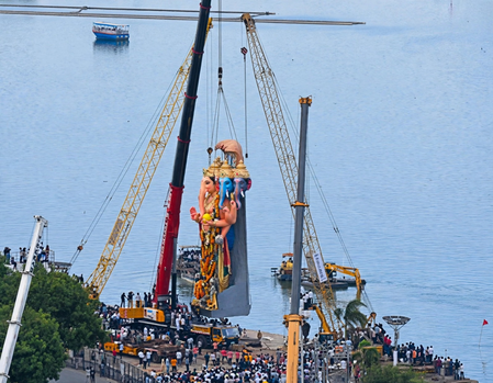 Khairatabad Bada Ganesh’s idol immersion passes off smoothly in Hyderabad