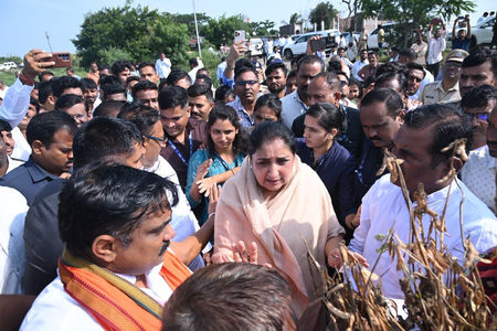 Sunetra Pawar assures direct support to drought-hit farmers; vows no one will be left behind