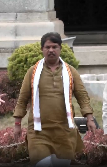 BJP slams Karnataka govt over removal of Ganesh idol at Bidadi farmers’ protest site