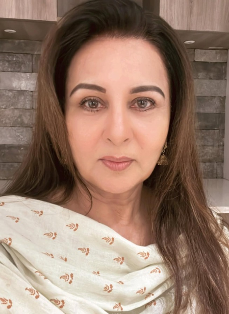 Poonam Dhillon recalls Lata Mangeshkar’s legacy: ‘Without her, Hindi film music would have been incomplete’