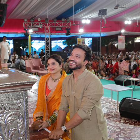 Ankita Lokhande & Vicky Jain seek forgiveness as part of Uttam Kshama