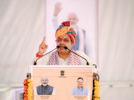 Raj CM inaugurates, lays foundation for 1,013 development projects worth Rs 2,824 Cr in Barmer
