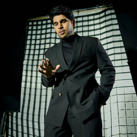 Allu Sirish complains to cops about loud music being played at 2 am