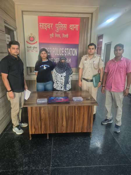 Mother-son duo held for Rs 1.15 Lakh cyber fraud through fake detective agency website