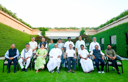 Congress leaders meet party CMs and Education Ministers on education agenda