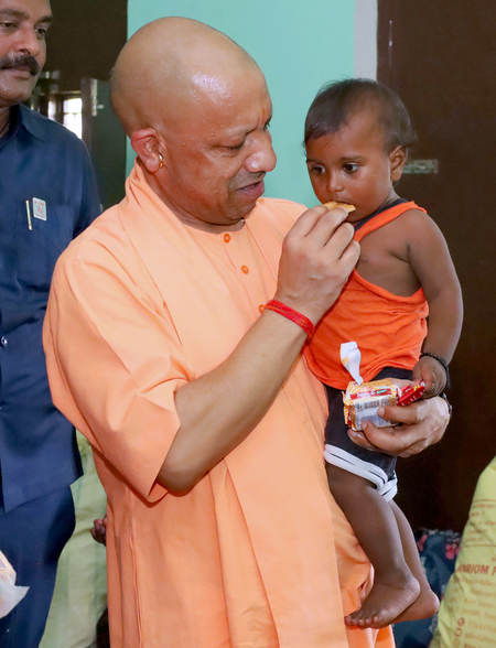 CM Yogi visits Kushinagar, takes stock of flood-affected areas after river embankment breach