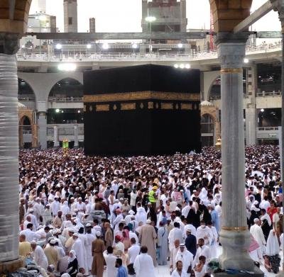 Houthi leader denies targeting Mecca amid escalating tensions with Saudi Arabia