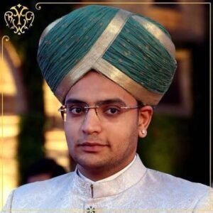 Mahisha Dasara can be held without hurting religious sentiments: Yaduveer