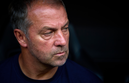 Champions League: FC Barcelona call youngsters into squad for PSG game
