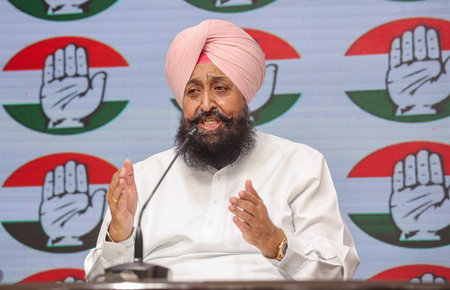 Punjab govt corruption case: Pratap Bajwa welcomes HC order on CBI probe