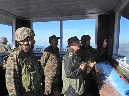 Army reviews operational preparedness along LoC in J&K’s Poonch district