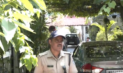 Reward announced for absconding caretaker in retired IAS officer’s murder in Bhopal