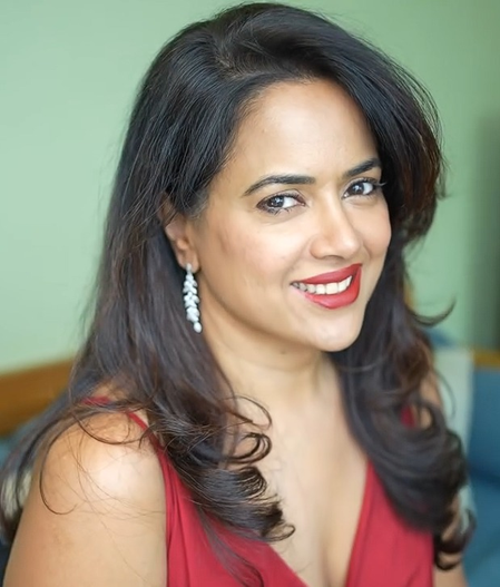 Sameera Reddy says her son takes ‘the coolest videos of his mama’ as she drives through Goa